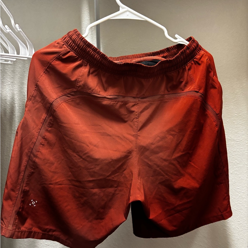 Men’s lululemon pace breaker shorts